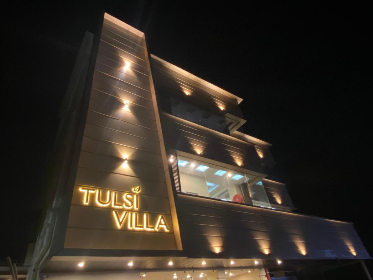 Hotel Tulsi Villa Dehradun Luaran gambar